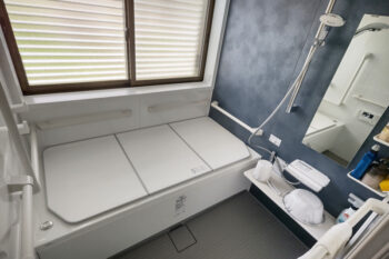 快適&あたたかい浴室へリフォーム!手摺り設置で安全性もしっかり確保